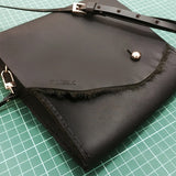 [3-5 Days Pre-Order] Ladies Sling Clutch